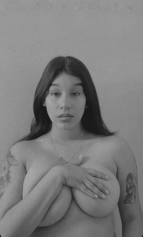 Photo nue de fuite OnlyFans de Amywinos10