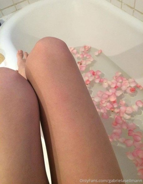 Photo nue de fuite OnlyFans de Gabrielasellmann