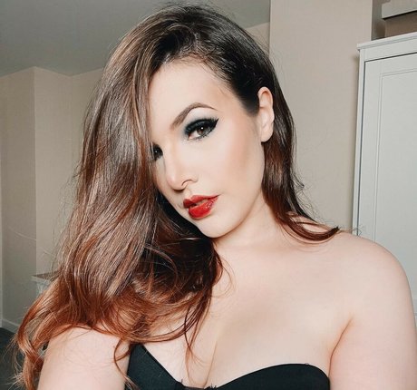 Photo nue de fuite OnlyFans de Cherry Wallis