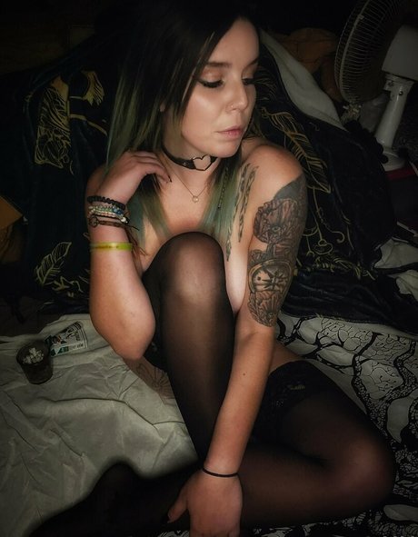 Photo nue de fuite OnlyFans de Mysteriousmoon