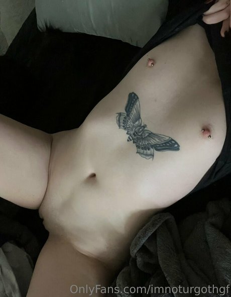 Photo nue de fuite OnlyFans de Imnoturgothgf