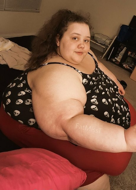Photo nue de fuite OnlyFans de Fatmisstssbbw