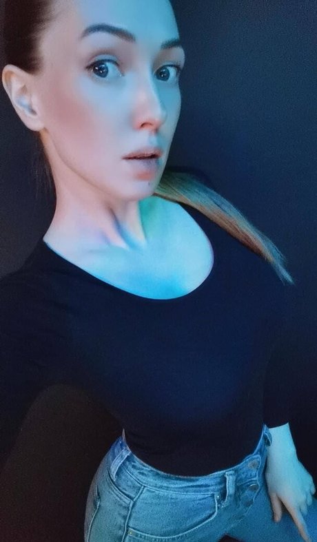 Photo nue de fuite OnlyFans de Smirka