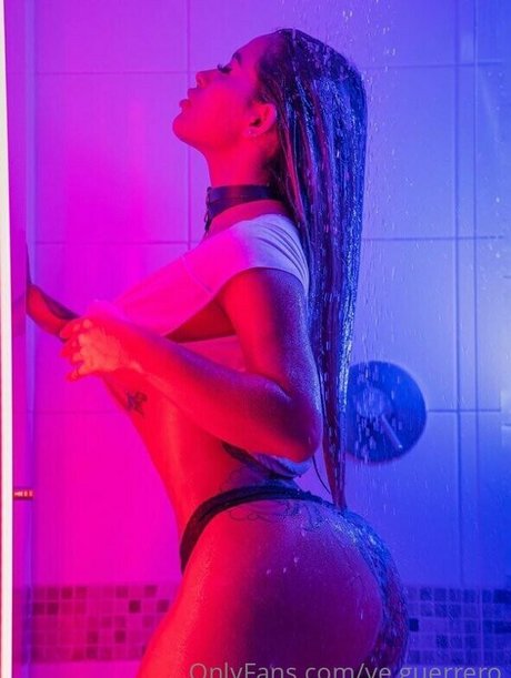 Photo nue de fuite OnlyFans de Yeguerrero