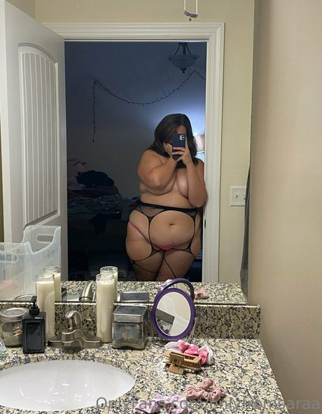 Photo nue de fuite OnlyFans de Onlyfromsaraa