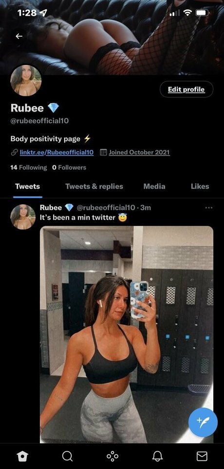 Photo nue de fuite OnlyFans de Rubeeofficial
