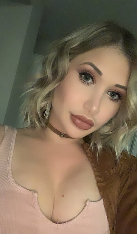 Misshannahnicoleee