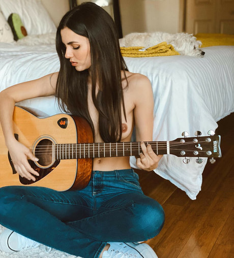 Victoria Justice