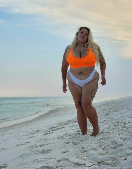 TabbyVonDAMN