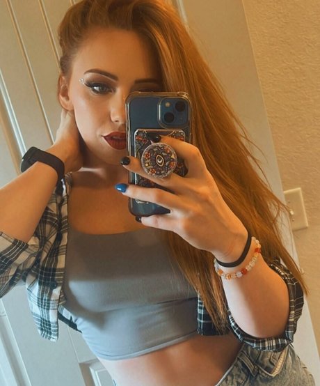 Photo nue de fuite OnlyFans de Isla Dawn