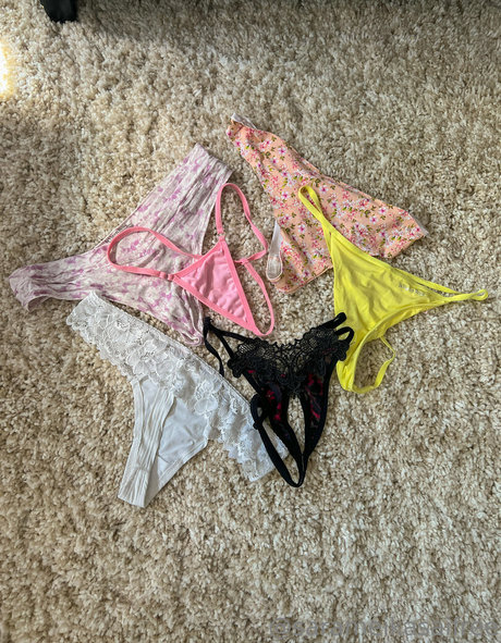 Photo nue de fuite OnlyFans de Sarameikasaifree