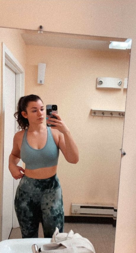 Nikki Woods
