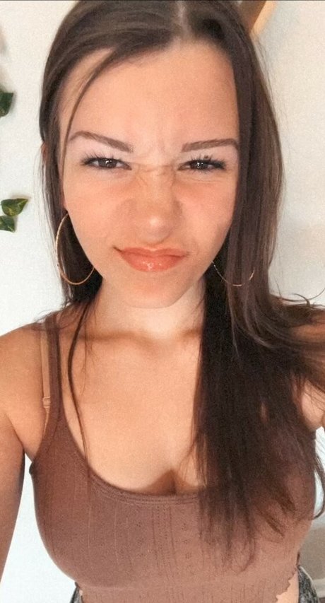 Nikki Woods