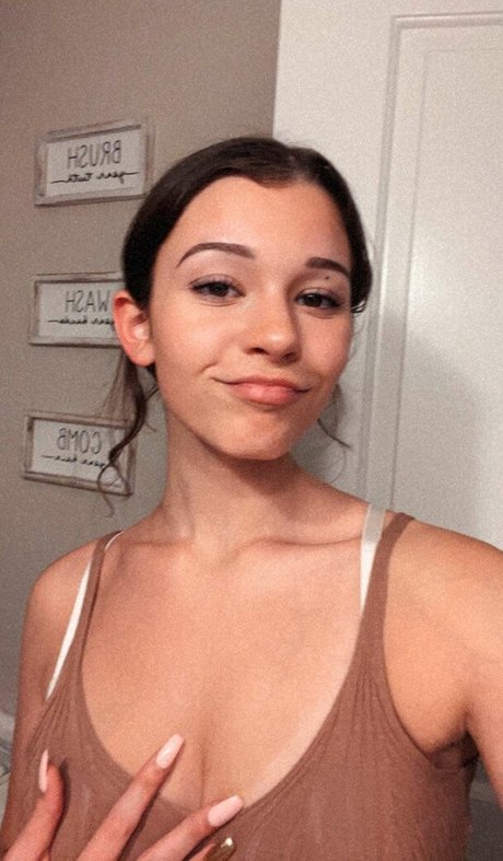 Nikki Woods