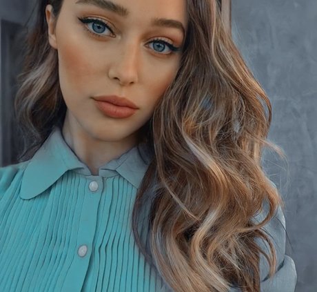 Alycia Debnam Carey