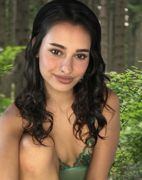 Photo nue de fuite OnlyFans de Lilana