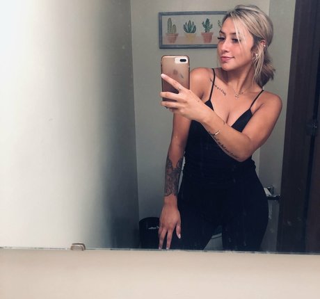 Photo nue de fuite OnlyFans de Evehaddox13