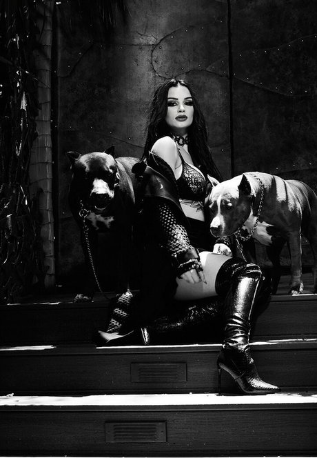 Photo nue de fuite OnlyFans de Saraya Bevis