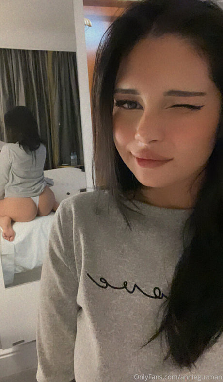 Photo nue de fuite OnlyFans de Annieguzman