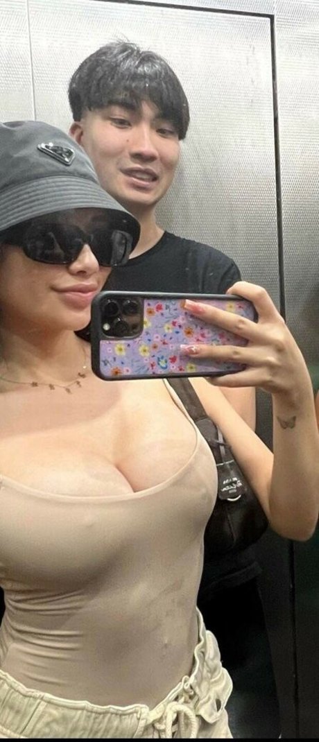 Photo nue de fuite OnlyFans de Ellerie Marie