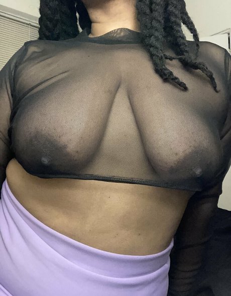 Photo nue de fuite OnlyFans de Violetdelux