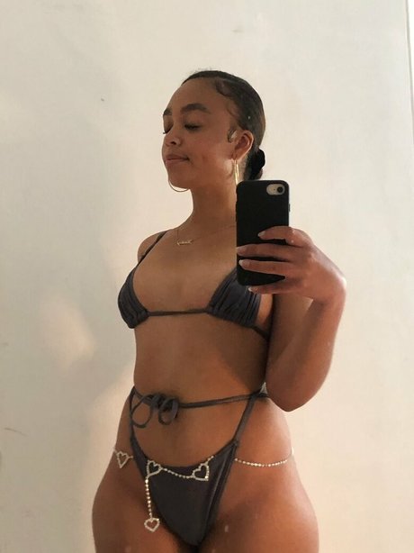 Photo nue de fuite OnlyFans de Kaiya Lust