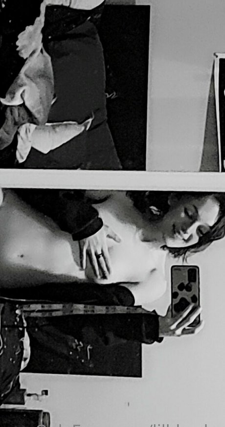 Photo nue de fuite OnlyFans de Lilbbysky