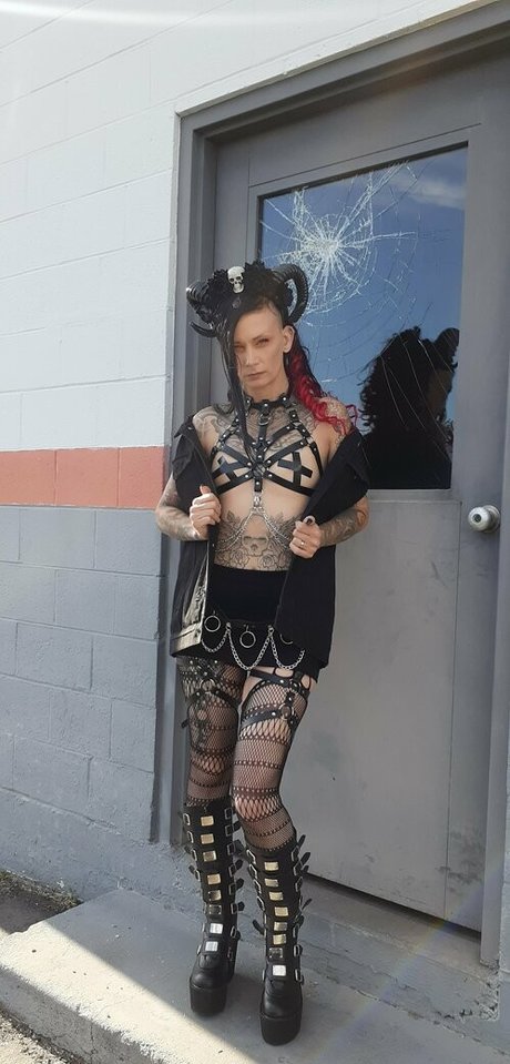 Photo nue de fuite OnlyFans de Yanasincell666