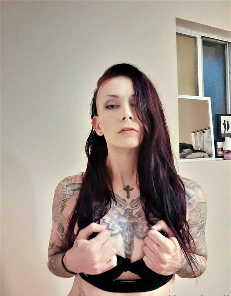 Photo nue de fuite OnlyFans de Yanasincell666