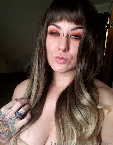 Glittertits