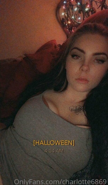 Photo nue de fuite OnlyFans de Charlotte6869