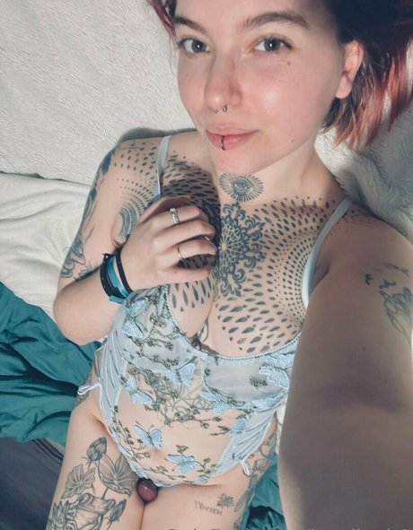 Photo nue de fuite OnlyFans de Lucylleph1
