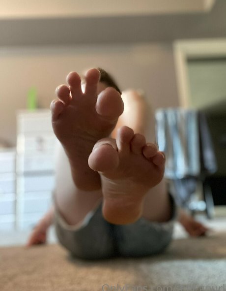 Photo nue de fuite OnlyFans de Feetguurl