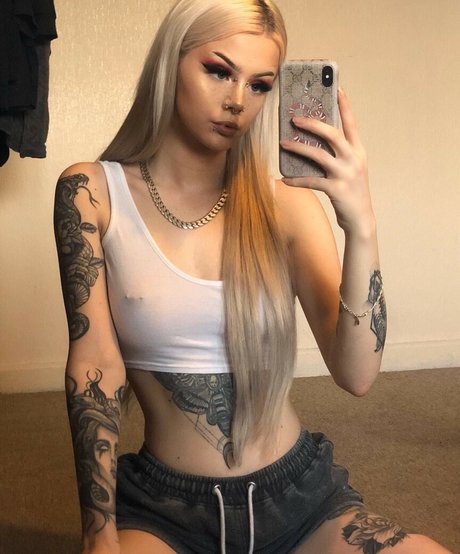 Leannenicole