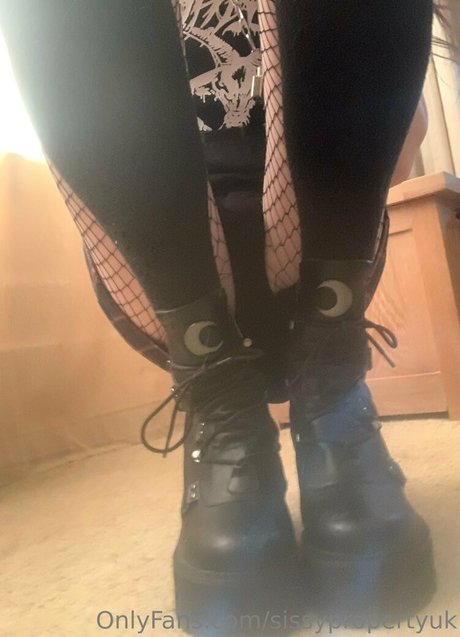 Sissypropertyuk