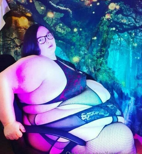 Photo nue de fuite OnlyFans de Fatsaturdays