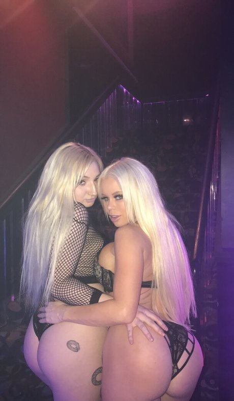 Photo nue de fuite OnlyFans de Nikkidelano