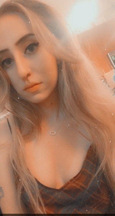 Photo nue de fuite OnlyFans de Blamevalerie