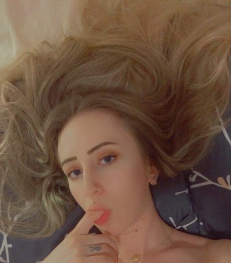 Photo nue de fuite OnlyFans de Blamevalerie