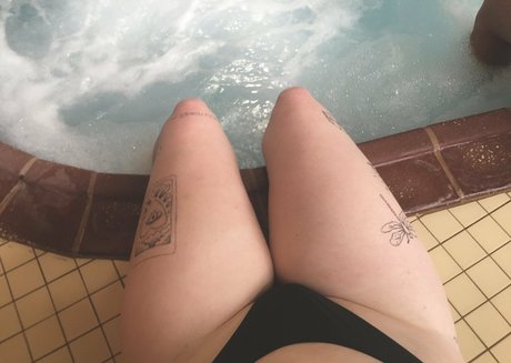 Photo nue de fuite OnlyFans de Veeginas