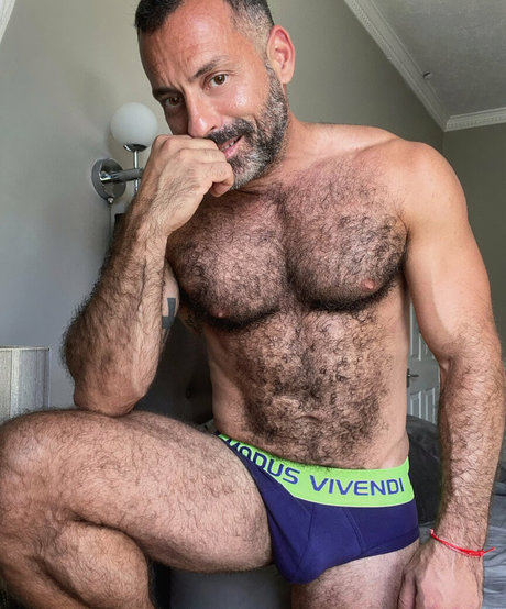 Photo nue de fuite OnlyFans de Vinbarracafree