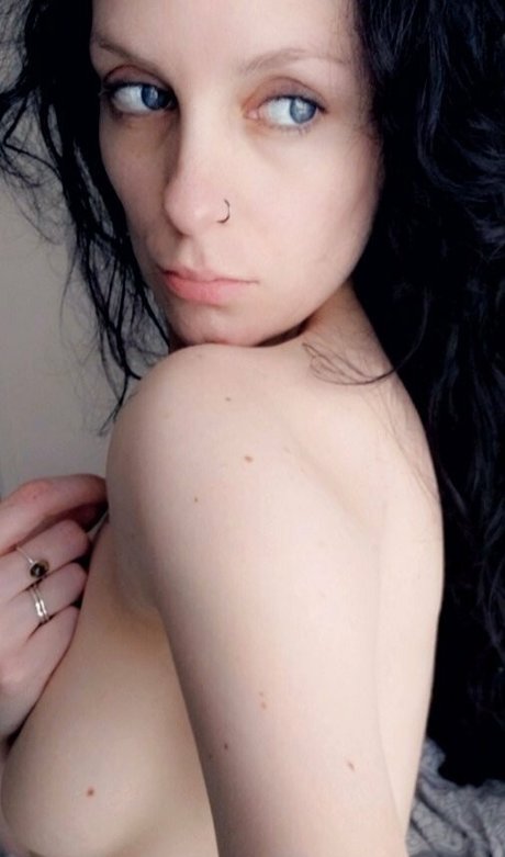 Photo nue de fuite OnlyFans de Cryptid