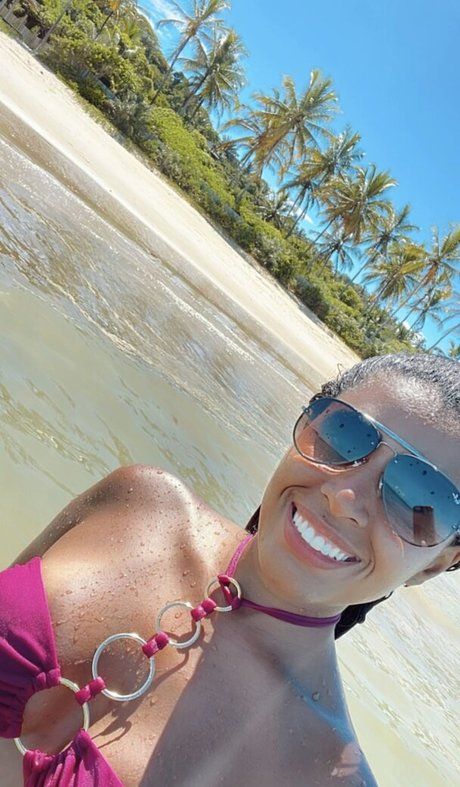Photo nue de fuite OnlyFans de Marcela Sales