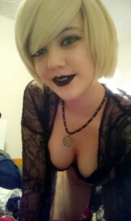 Photo nue de fuite OnlyFans de Mirthfulmollywhop