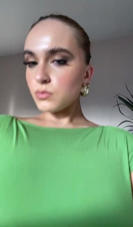 Photo nue de fuite OnlyFans de Laura Svensson