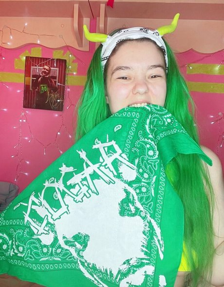 Pixxxiebelle
