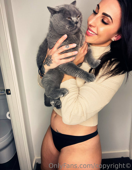 Photo nue de fuite OnlyFans de Amanda Micallef