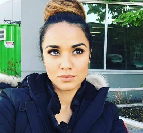 Photo nue de fuite OnlyFans de Summer Bishil