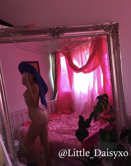 Photo nue de fuite OnlyFans de Littledaisyxo