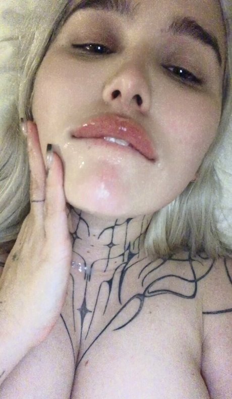 Photo nue de fuite OnlyFans de Valyrianxxx